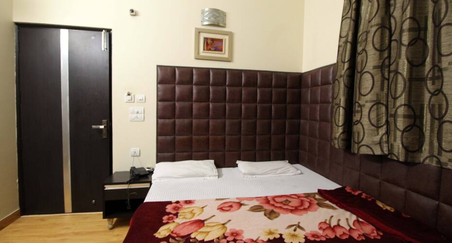 Samrat Inn, New Delhi 5